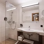Grüner Baum Hotel 4*