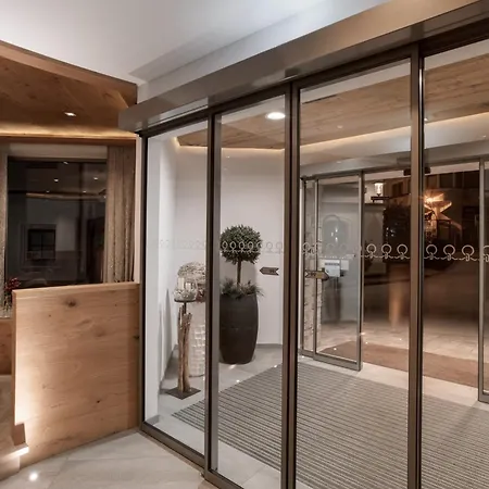 Gruener Baum Отель 4*