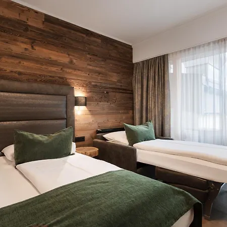 Gruener Baum Отель 4*