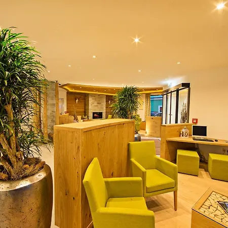 Gruener Baum Zell am See