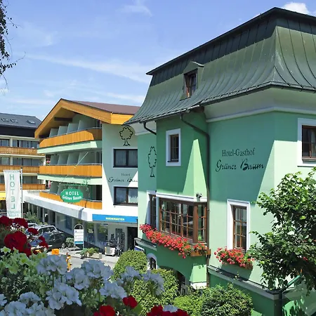 Gruener Baum Szálloda 4*