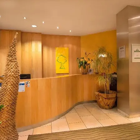 Gruener Baum Hotel 4*