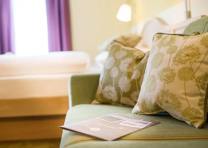 Hotell Gruener Baum 4*