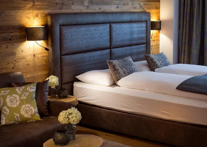 מלון Gruener Baum 4*