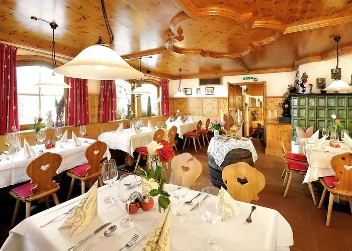 Gruener Baum Hotel 4*