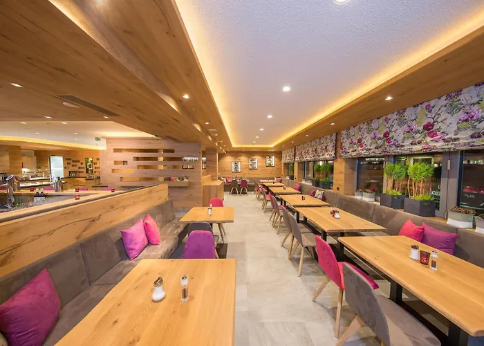 Gruener Baum Zell am See